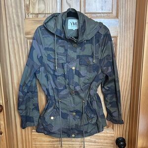 YMI Women's Camo Hooded Utility Jacket - Olive/Green/Navy